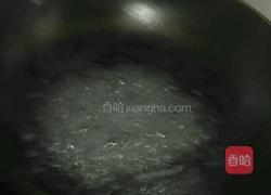红烧肉炝西蓝花的做法图解2