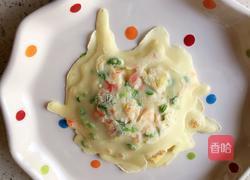 三丁虾仁鸡蛋饼的做法图解6