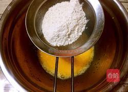 葡萄干蛋糕卷的做法图解4