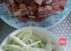 酱爆猪脸肉的做法图解1