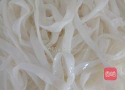 炒河粉的做法图解2