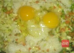 松软炒饭的做法图解4
