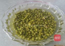 水晶绿豆双花糕的做法图解1