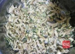 美味萝卜拌菜的做法图解2