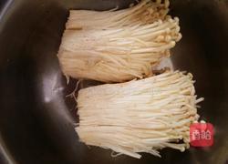 凉拌金针菇的做法图解3