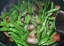 荷兰豆炒风干肉的做法图解7
