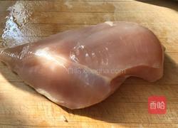 健身增肌好帮手，什锦鸡胸肉丸子的做法图解1
