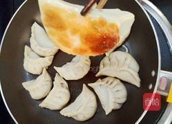 猪肉白菜煎饺的做法图解10