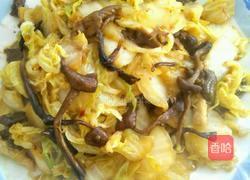 榛蘑炒白菜的做法图解7