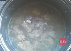 排骨焖饭的做法图解1