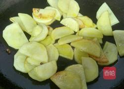 大辣椒炒土豆片的做法图解5
