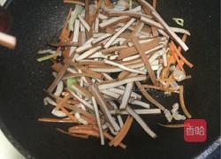芹菜炒香干 肉肉版的做法图解5