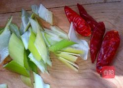西芹炒豆腐干的做法图解3
