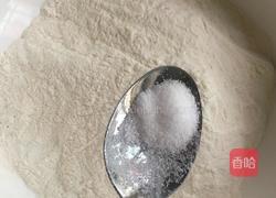 手擀面「鸡蛋面」的做法图解1