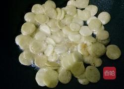 青蒜肉丝炒绿豆饼的做法图解6