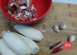家常嫩藕炒肉的做法图解1