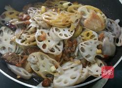家常嫩藕炒肉的做法图解9