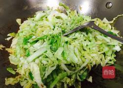 小鱿鱼炒卷心菜的做法图解6