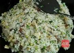 豌豆炒饭的做法图解6