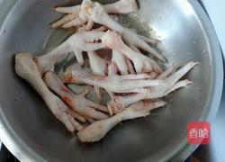 红烧鸡爪的做法图解1
