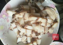 蒜苔炒腊肉的做法图解2