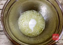 拉花戚风蛋糕（八寸）的做法图解7