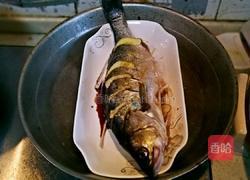 清蒸鲈鱼的做法图解3