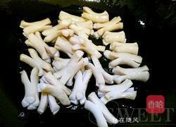 红烩花菜泥肠的做法图解2