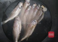 鱼锅饼子的做法图解3