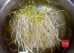 黄豆芽黄瓜炒饭的做法图解1