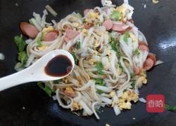 炒河粉的做法图解7