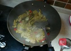 酸菜粉丝鱼的做法图解4