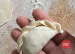 花边饺子（韭菜鸡蛋馅儿）的做法图解13