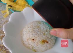 向日葵肉丁炒饭的做法图解6