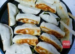 锅贴饺子的做法图解5