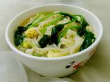 菠菜鸡蛋面