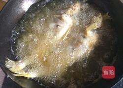 糖醋浇汁鱼的做法图解2