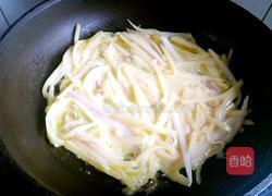 土豆鸡蛋饼的做法图解4