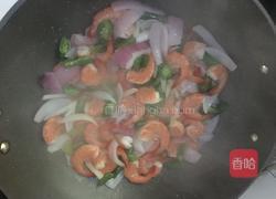 清炒基围虾的做法图解3