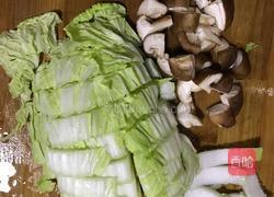 大白菜炒香菇的做法图解2