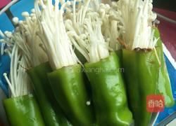 油焖尖椒金针菇的做法图解2