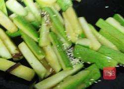 闹春一一椒香茭瓜的做法图解10