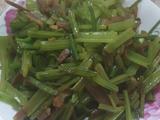 芹菜肉丝