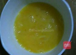 香菜炒鸡蛋的做法图解2