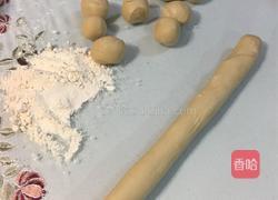 牛肉韭黄馄饨的做法图解1
