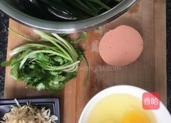 韭菜鸡蛋虾皮饺子的做法图解1