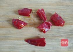 小红虾煎鹅蛋的做法图解4