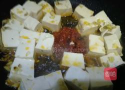 焖豆腐鸭血韭菜的做法图解8
