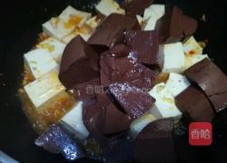 焖豆腐鸭血韭菜的做法图解9