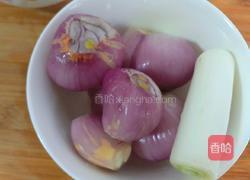 延边辣白菜炖豆腐的做法图解2